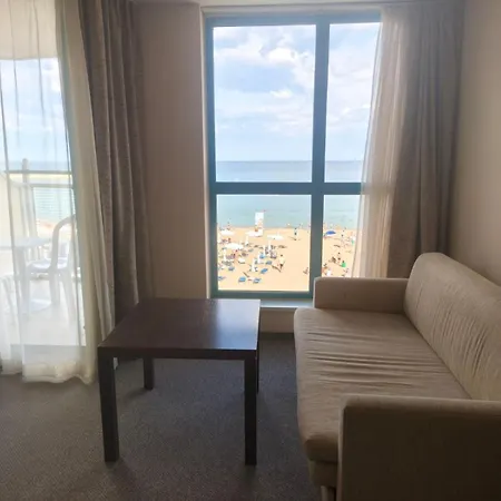Berlin Golden Azure Vista Апартаменты *