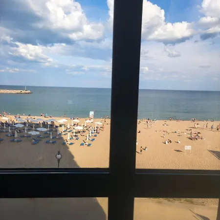 Апартаменти Berlin Golden Azure Vista